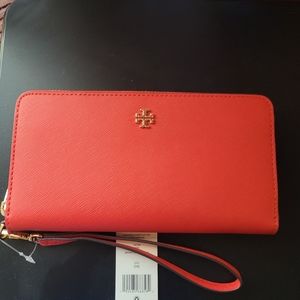 Tory Burch continental wallet